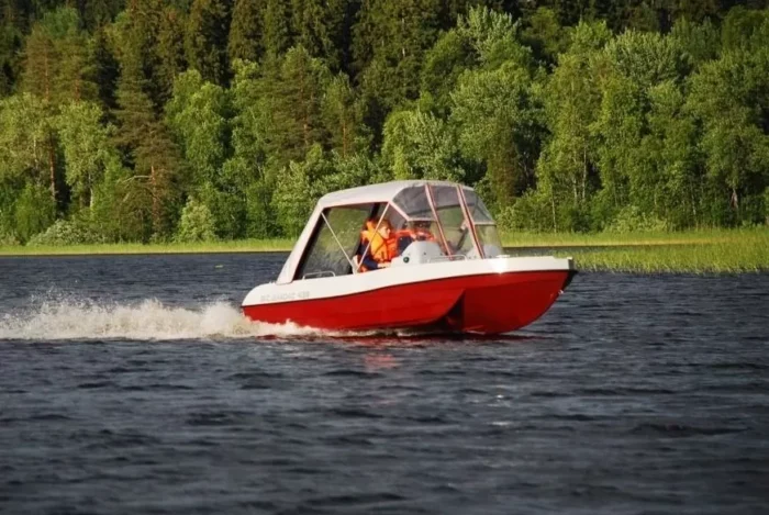Стеклопластиковый катер SCANDIC Havet 430 PRO