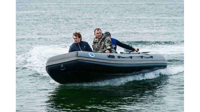 Лодка ПВХ STORMLINE Air JET Pro 430 Lite (2022)
